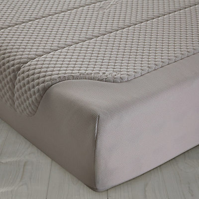 Tempur Cloud Deluxe 22 Memory Foam Mattress, King Size Tempur Cloud Deluxe 22 Memory Foam Mattress, King Size